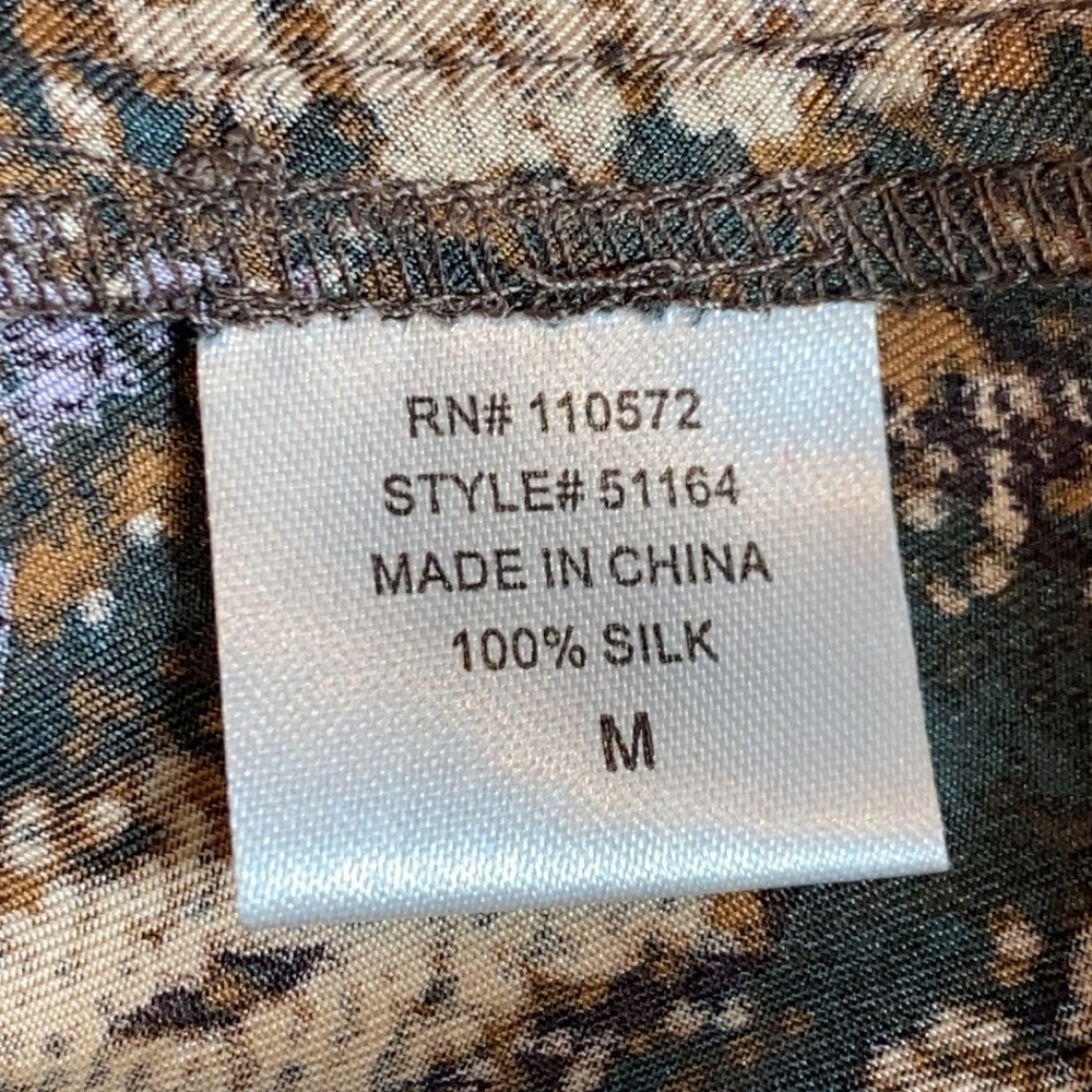 100% Silk Twelfth Street by Cynthia Vincent Blouse - Picture 5 of 7